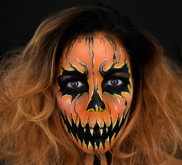 Donna Dai Capelli Rossi Trucco Nero Arancione Halloween — Foto Stock