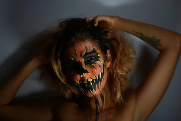Frauen Make Für Die Horror Halloween Partys — Stockfoto