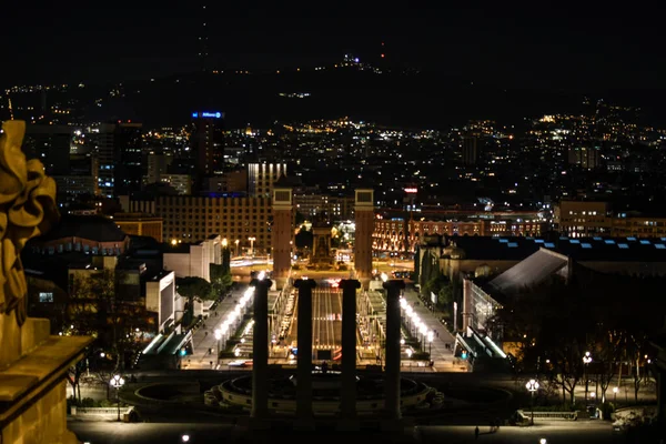 Plaza Espaa Barcelonában Fényképezett Éjjel Megvilágított Utcai Lámpák Épületek — Stock Fotó