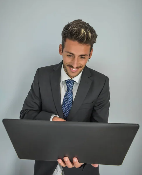 Homem Negócios Terno Trabalhando Computador — Fotografia de Stock