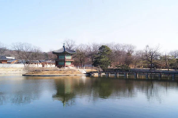 Hyangwonjeong köşk — Stok fotoğraf