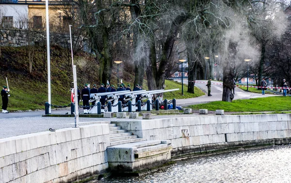 Salut Zum Geburtstag Der Schwedischen Königinnen Dezember Skeppsholmen Zentrum Stockholms — Stockfoto