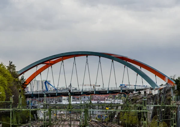 Bogenbrücke Über Zentrale Eisenbahnstrecken Süden Stockholms Schweden — Stockfoto