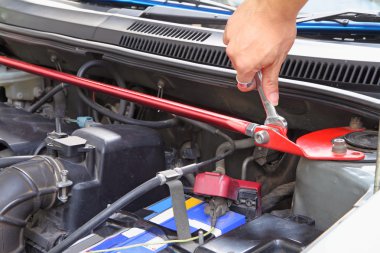 Açık strut bar değiştirme