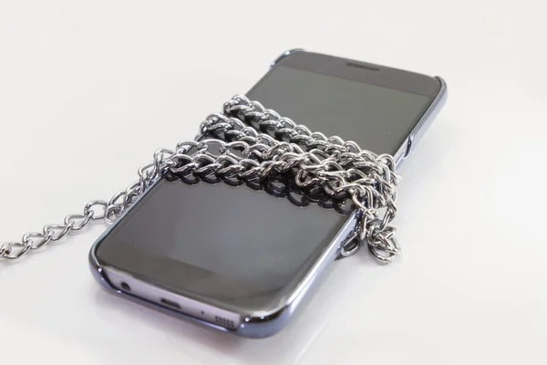 锁智能手机 — 图库照片