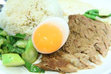 pilav Komposto domuz bacak