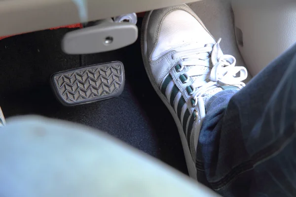 Basın Hızlandırıcı pedal