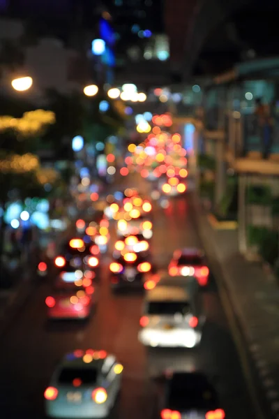 Rozostření světlo provozu automobilu — Stock fotografie