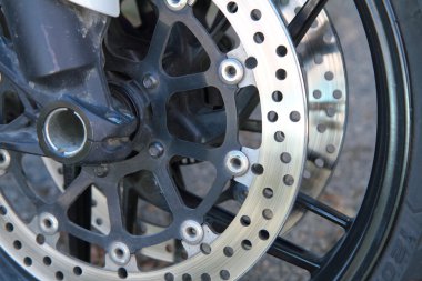 disk ara a motosiklet