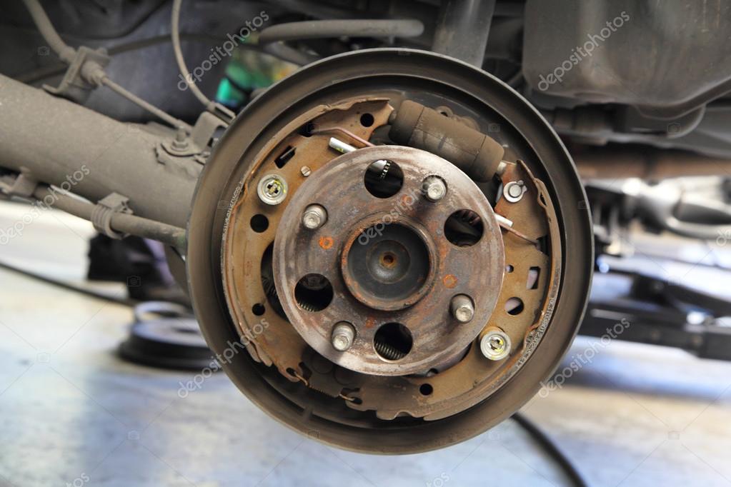 Drum brakes hub of the car Stock Photo by ©rukawajung 84964612