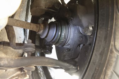 Kauçuk tahrik mili harap