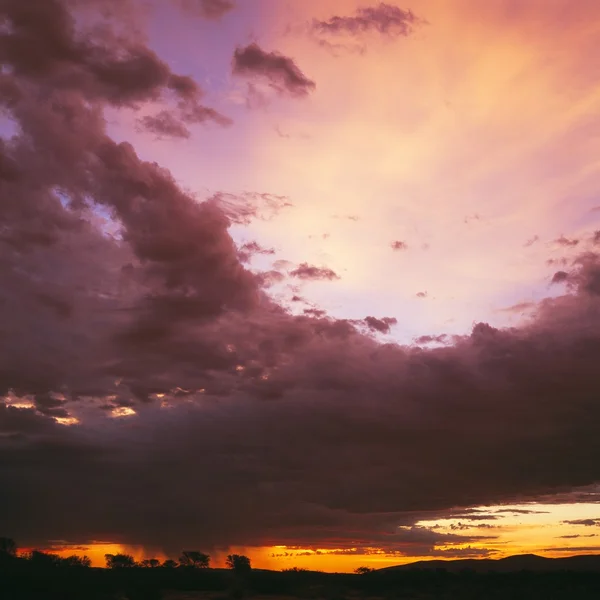 Céu azul ao pôr-do-sol — Fotografia de Stock