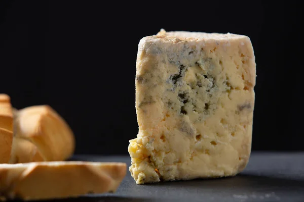 Пикон Сыр Тресвизо Типичный Кантабрийский Сыр Сделанный Пикос Европа — стоковое фото