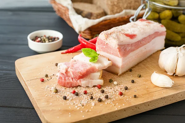 Tuzlu baharatlı domuz yağı, Ukraynalı mutfağı