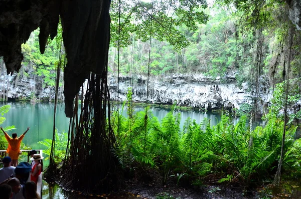 Lac Dans Une Grotte Dans Parc National République Dominicaine — Photo