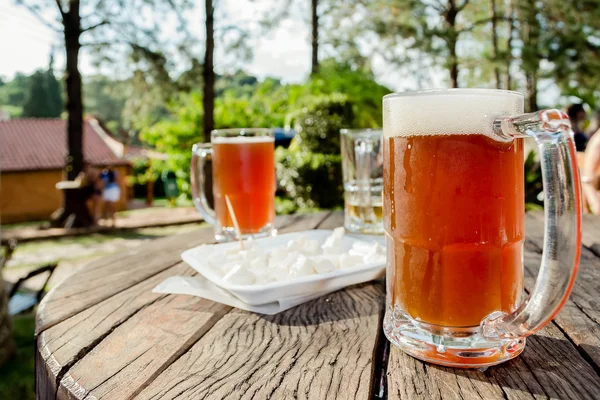 Outdor Beer wood Table — Stock Photo, Image