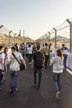 Çukur satırından çıkmak. Hayranları.