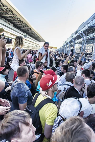 Sochi autodrom, fans. —  Fotos de Stock