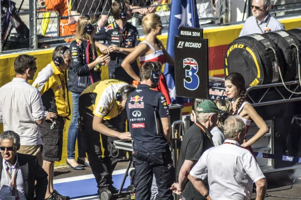 Team Red Bull on the grid — Stock Photo, Image