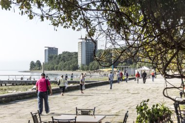 Pitsunda setin. Abhazya resort kasaba yaşamında bir gün.
