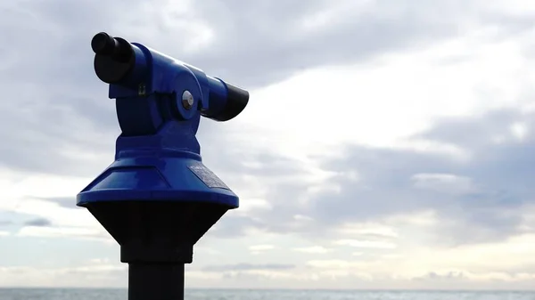 Coin Operated Monocular Water Side — Stock Photo, Image