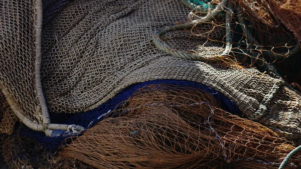 Reti Pesca Impilate Nel Porto — Foto Stock