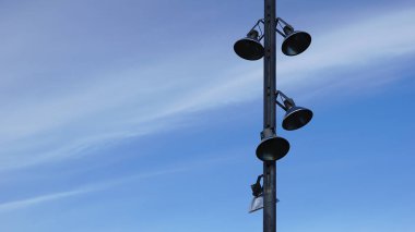 modern sokak lambası gökyüzüne karşı