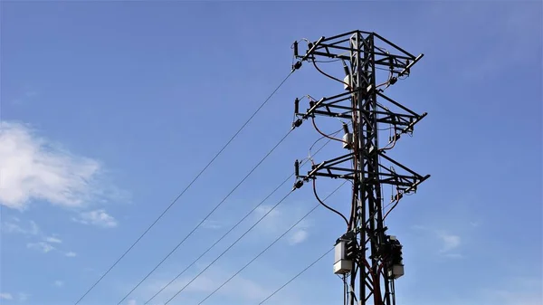 Tour Électrique Moyenne Tension Contre Ciel — Photo