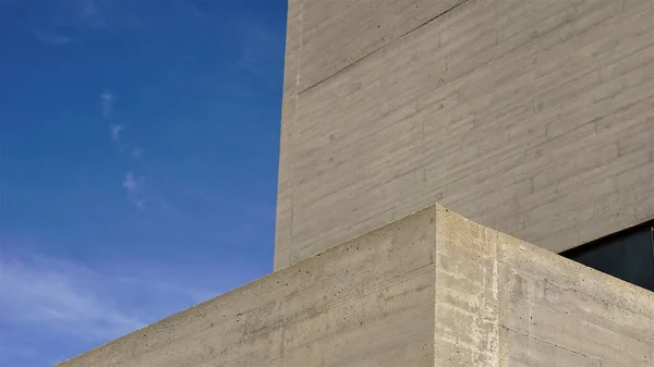 Geometryczna Fasada Betonowa Tle Nieba — Zdjęcie stockowe