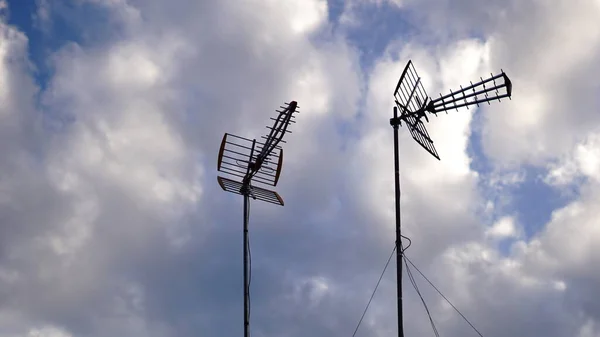 Antenne Contro Cielo Nuvoloso — Foto Stock