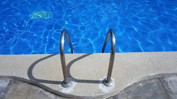 Scale Accesso Piscina Acciaio Inox — Foto Stock