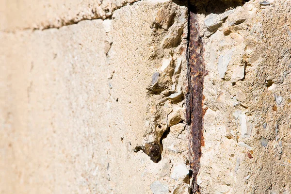 Old Reinforced Concrete Structure Damaged Rusty Metallic Reinforcement Bars — Stock Photo, Image