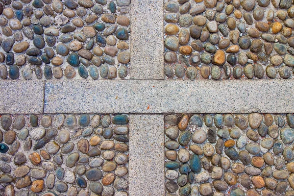 Detail Van Een Coloful Ronde Kiezelvloer Doordringbaar Water Met Gepolijste — Stockfoto