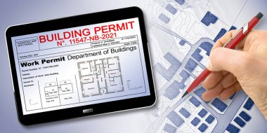 İnşaat için boş arazi, dijital tablet için çalışma izni, konut inşaatı projesiyle birlikte inşaat faaliyeti ve inşaat endüstrisi kavramı