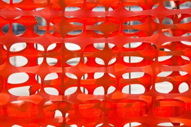 İnşaat alanlarında inşaat faaliyetlerini sınırlamak için plastik güvenlik şebekesi