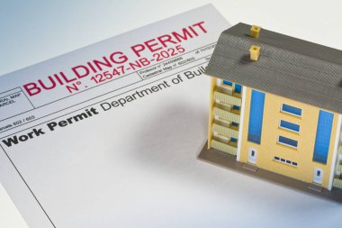 Onaylı konut projesi ve apartman dairesi modeline sahip binaların etkinliği onaylandı.