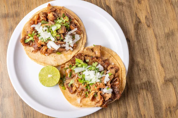 Tacos Asados Con Tortillas Maíz Comida Mexicana Concepto Comida Mexicana —  Fotos de Stock