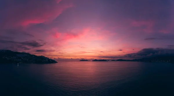 Прекрасний Захід Сонця Повітряний Вид Пляж Місто Акапулько Вид Зверху — стокове фото