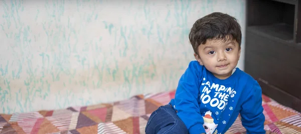 Young Indian Infant Kid Wearing Blue Sweatshirt Playing — Stock Photo, Image