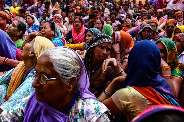 Mathura Uttar Pradesh Indien Januar 2020 Massen Von Frauen Sitzen — Stockfoto