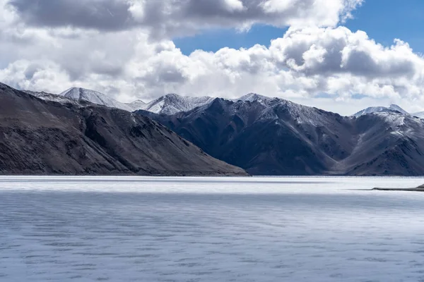 Lago Pangong Ladakh Norte Índia Pangong Tso Lago Endorreico Himalaia — Fotografia de Stock