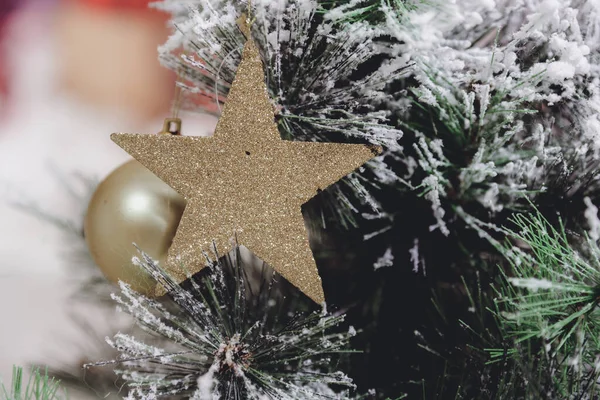 Árbol de fondo de mesa de Navidad y tiempo de vacaciones estrella —  Fotos de Stock