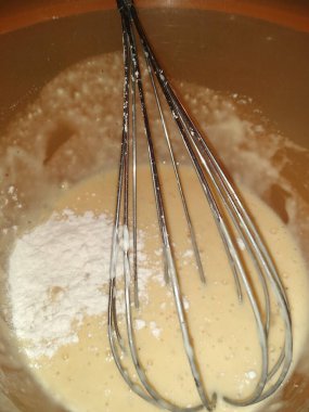 Un ile hamur yoğurma yakın plan ile