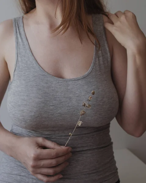 Woman Body Part Dry Flower — Stock Photo, Image