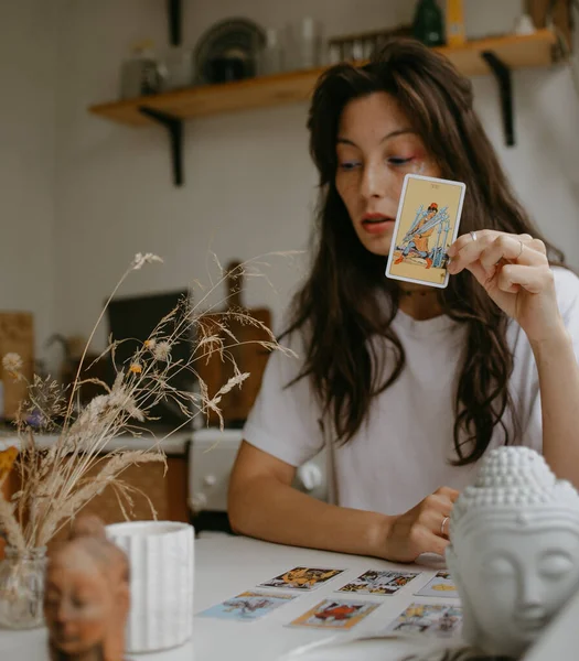 Woman Tarot Cards White Kitchen — Stock Photo, Image