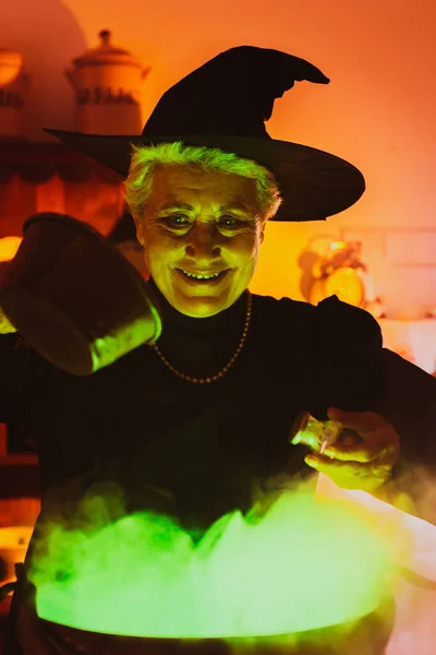 Senior Woman Classic Witch Costume Malefic Smile Preparing Magic Potion — Stock Photo, Image