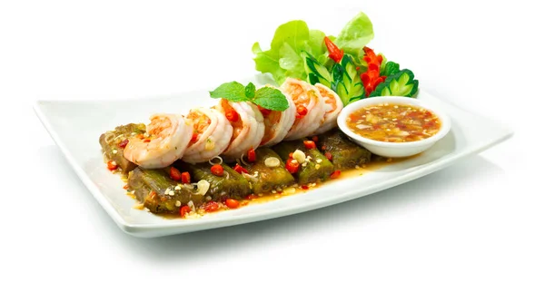 Terong Salad Dengan Udang Disajikan Chilli Seafood Spicy Sauce Thaifood — Stok Foto