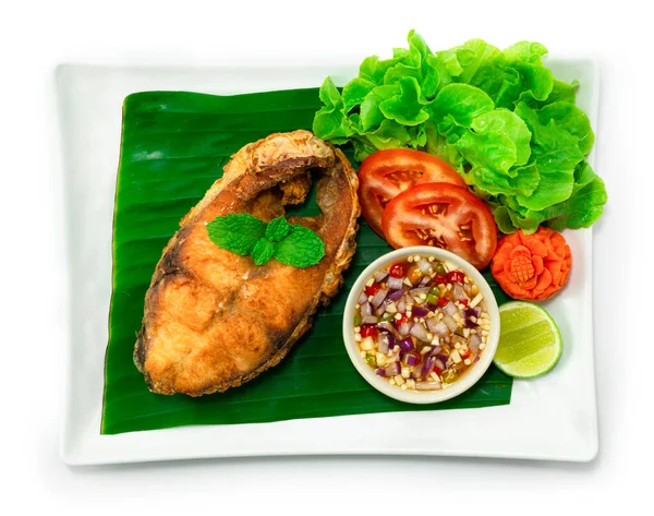 Gebratener Fisch Mit Süßer Würziger Sauce Thai Food Style Schmücken — Stockfoto