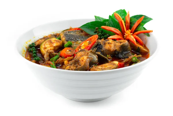 Bagres Curry Picante Con Pimientos Hierbas Comida Tailandesa Decoración Con — Foto de Stock