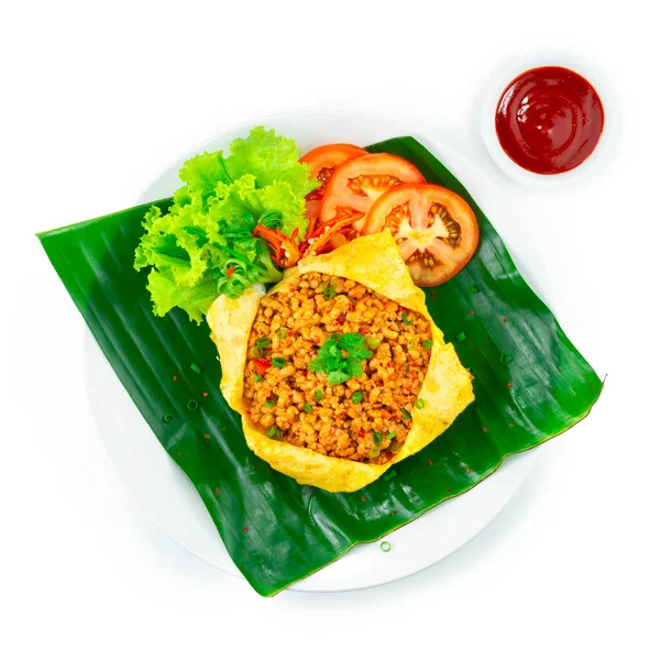 Speziato Macinato Maiale Cottura Uovo Involucro Thai Food Fusion Decorazione — Foto Stock